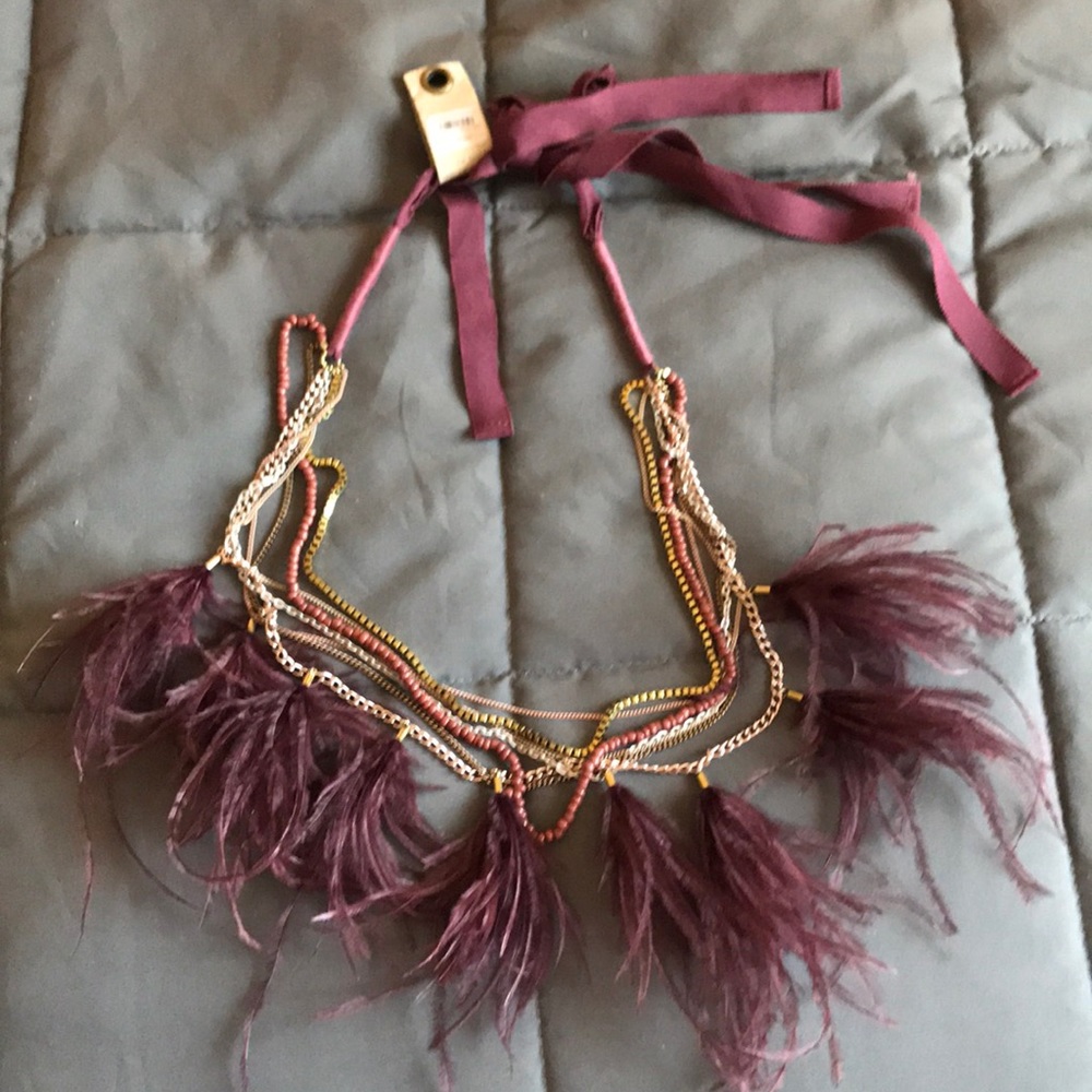 Boho Feather Statement Necklace - Wine Plum